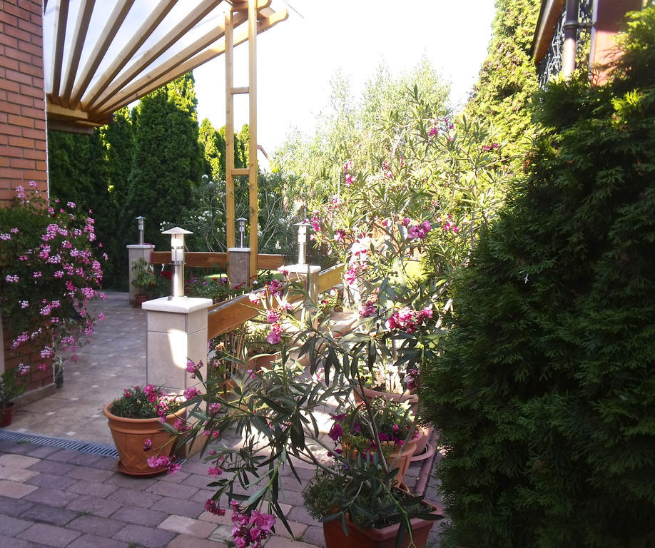 Berettyóújfalu Angela Panzio B&B 외부 사진