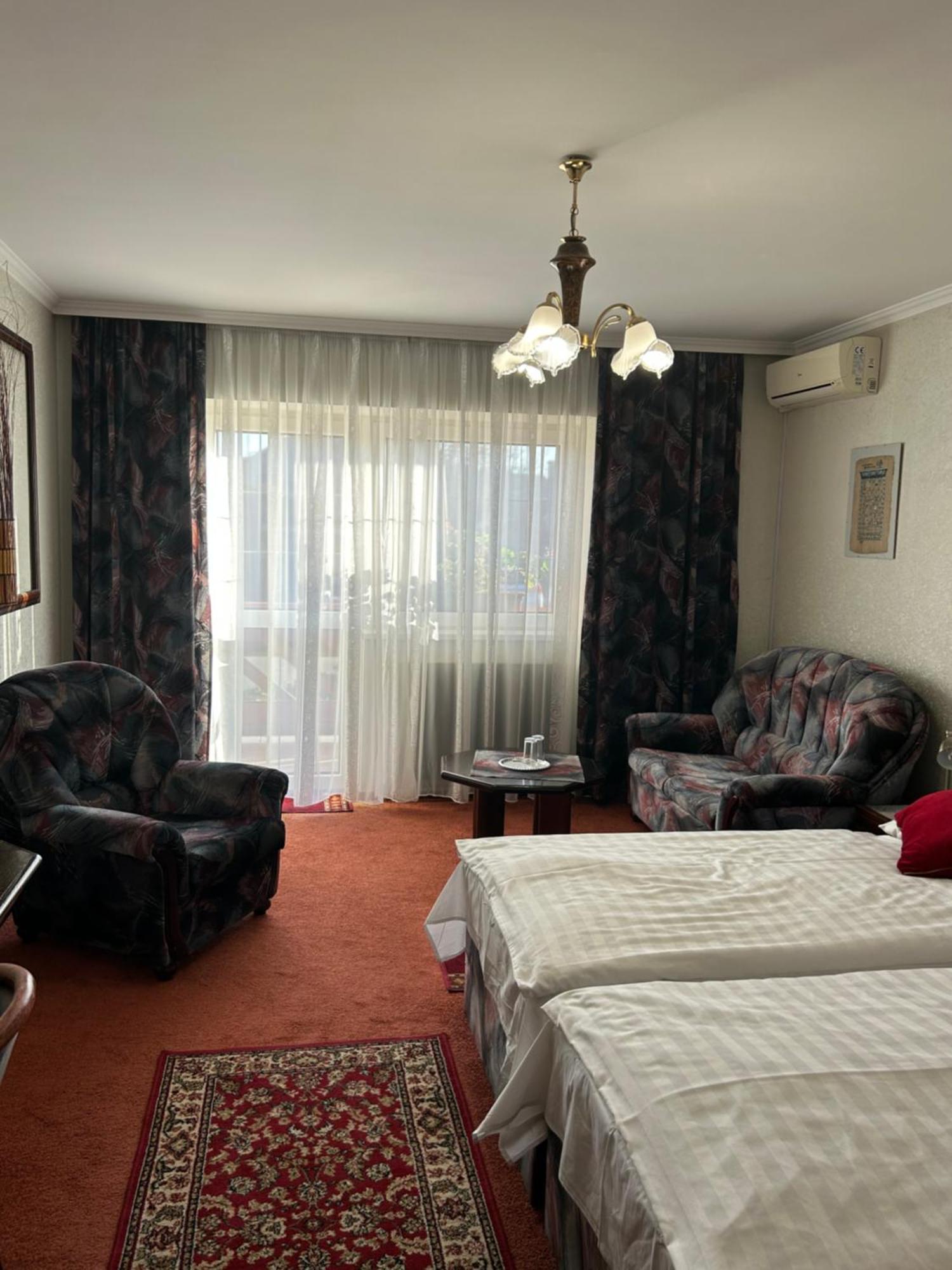 Berettyóújfalu Angela Panzio B&B 외부 사진